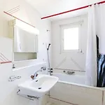 La Maison Des Amis - A Apartment