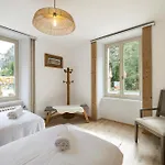 La Maison Des Amis - A Apartment